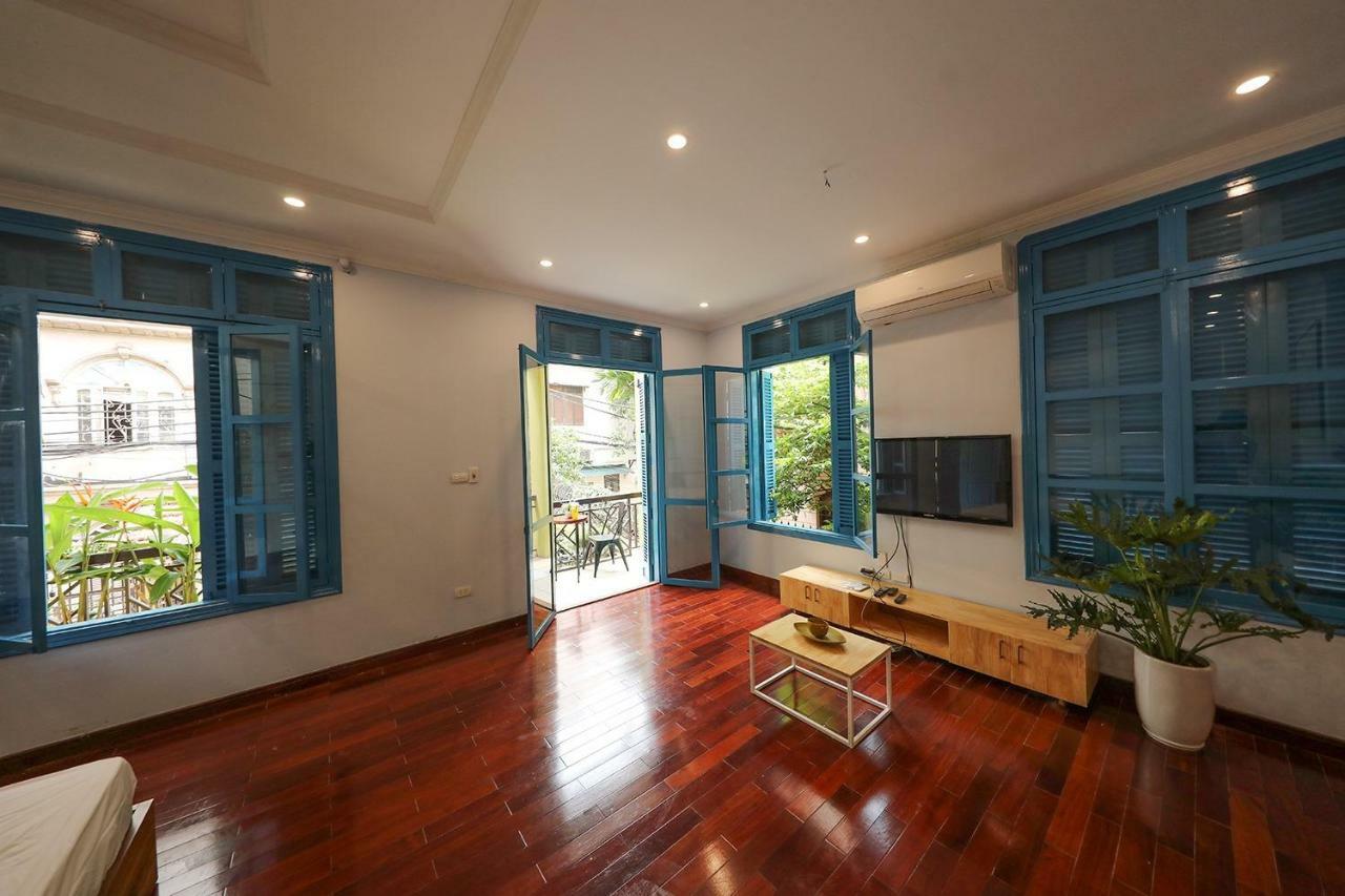 Alley Garden Homestay ハノイ市 エクステリア 写真